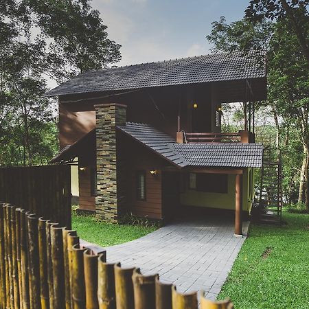 Riverine Springs Wadakkanchery Exterior foto